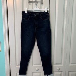 American Eagle Outfitters Women's Deep Indigo Straight Leg Jeans Size 10 Stretch